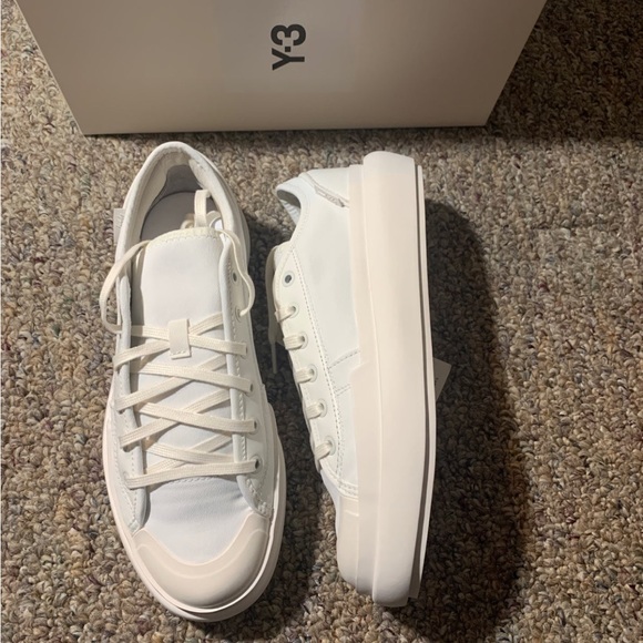 Y-3 sneakers - Picture 4 of 9